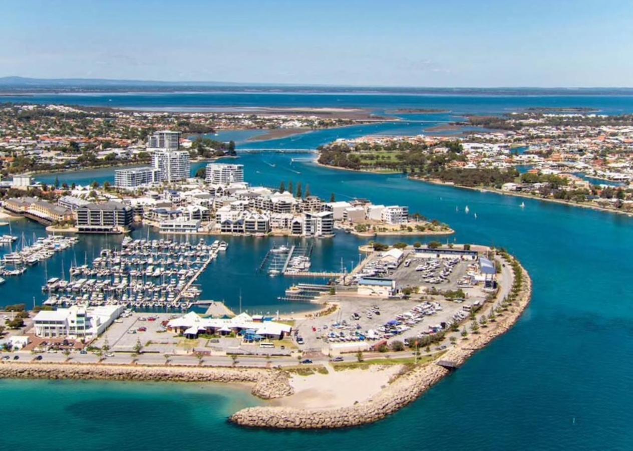 The Hutt On Mandurah Marinaアパートメント エクステリア 写真