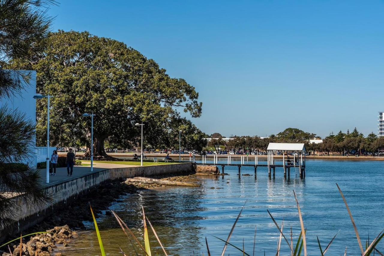 The Hutt On Mandurah Marinaアパートメント エクステリア 写真
